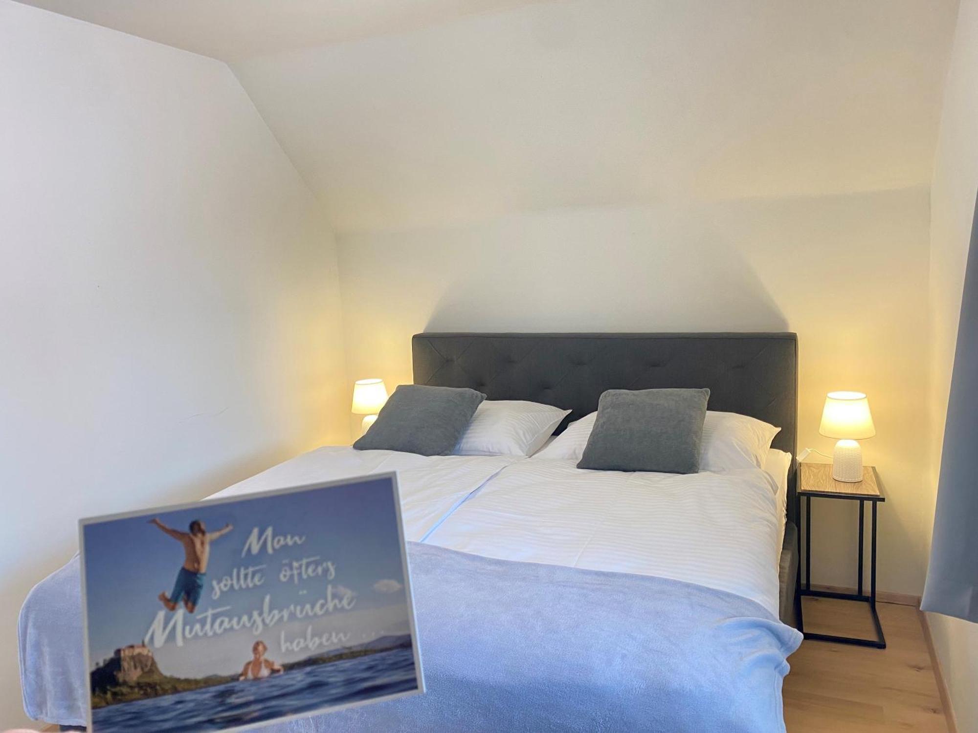 Hotel & Wirtshaus Hoedl-Kaplan Feldbach  Kamer foto