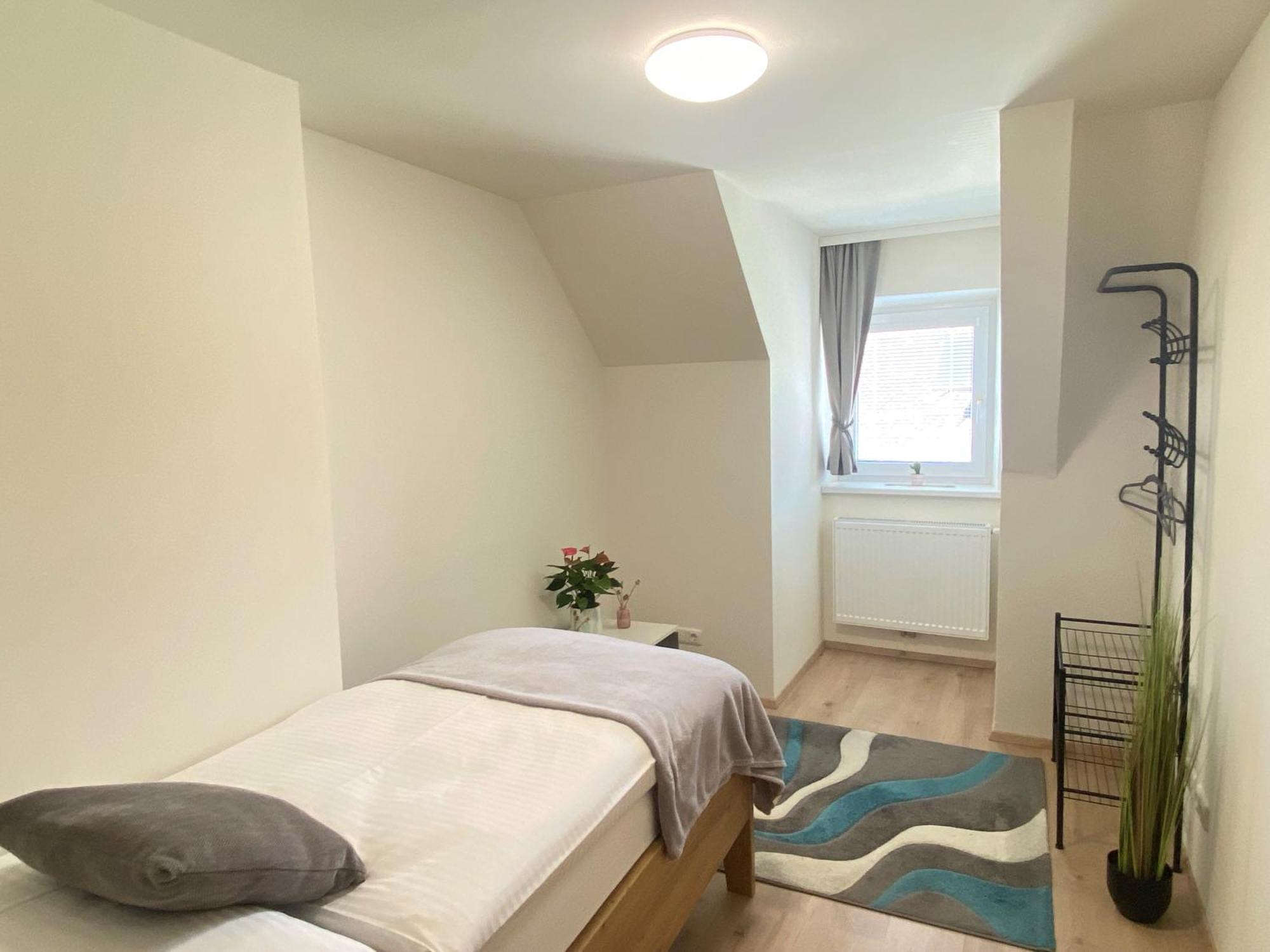 Hotel & Wirtshaus Hoedl-Kaplan Feldbach  Kamer foto