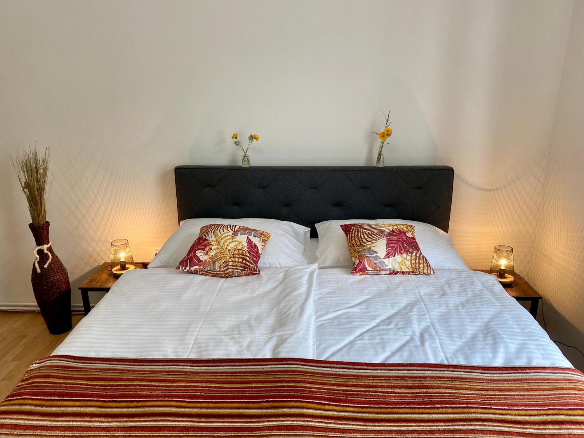 Hotel & Wirtshaus Hoedl-Kaplan Feldbach  Kamer foto